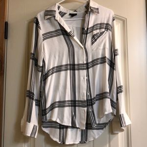 White & Black Plaid Button-up